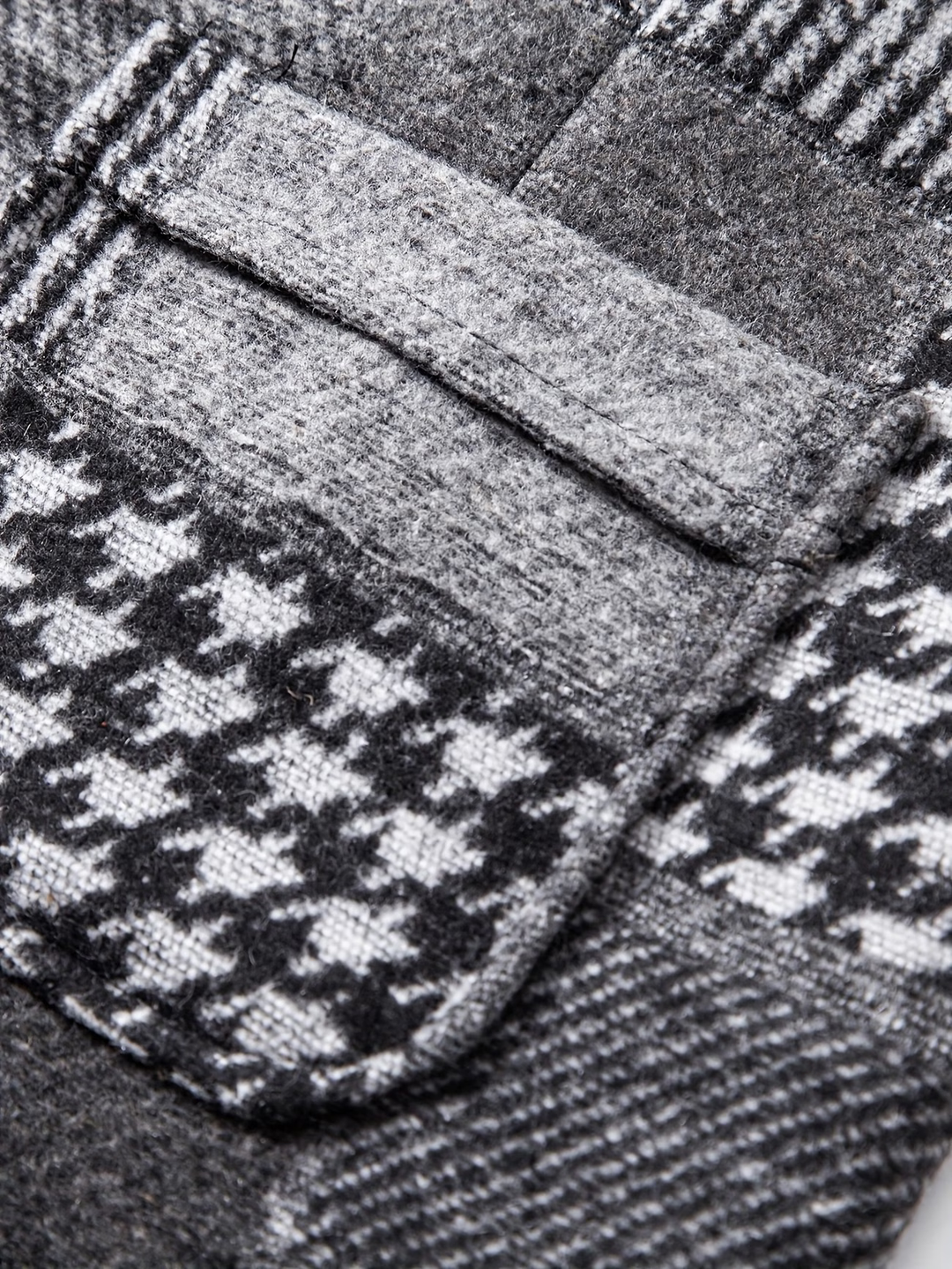 Leo | Chaleco de Tweed Patchwork con Patrón Espiga