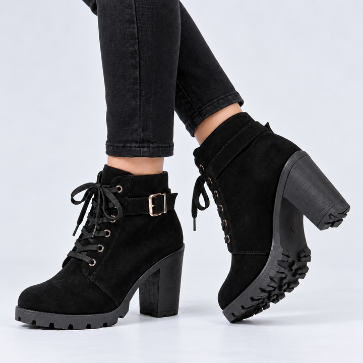 Katni | Botines elegantes gruesos con cordones y hebilla metálica.