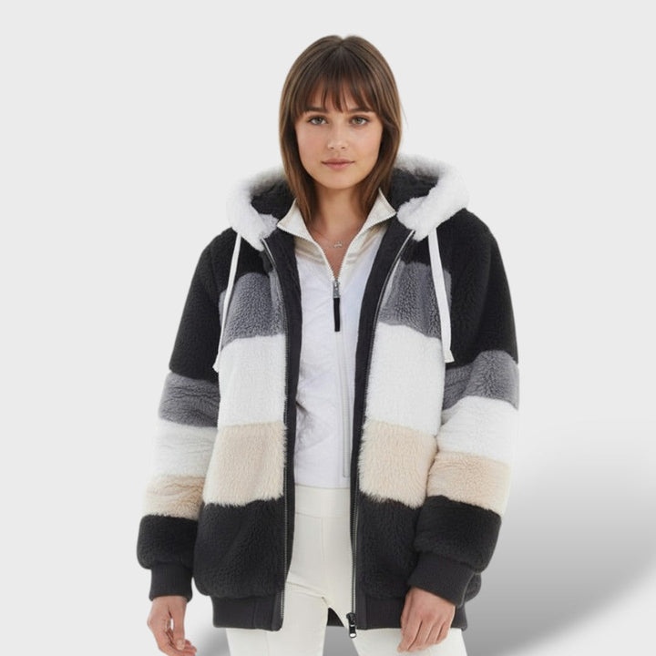 Valeria | Chamarra de Invierno con Capucha y Cremallera